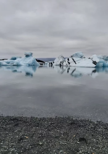 2-Day South Coast Tour with GLACIER HIKE and NORTHERN LIGHTS