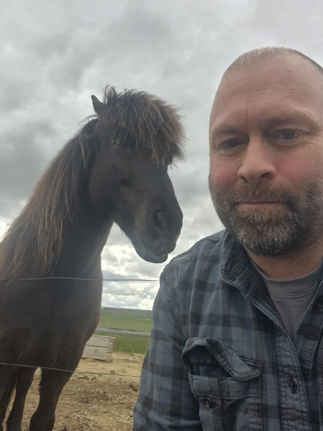 2f48da5a-ff1b-46a6-9cd0-6e4e331306ad