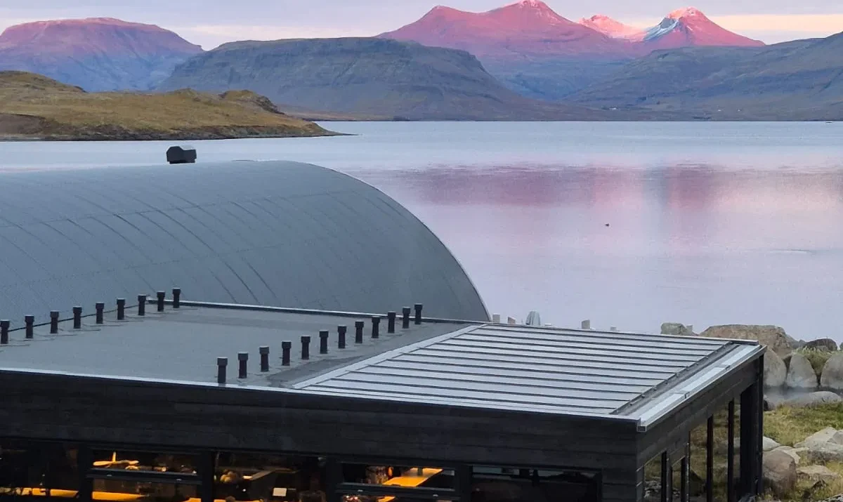 Private Iceland Adventure: Full-Day Golden Circle & Hvammsvík Hot Springs Tour