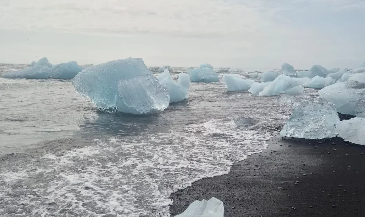 Private Glacier Lagoon and Diamond Beach Tour for More Meaningful Memories
